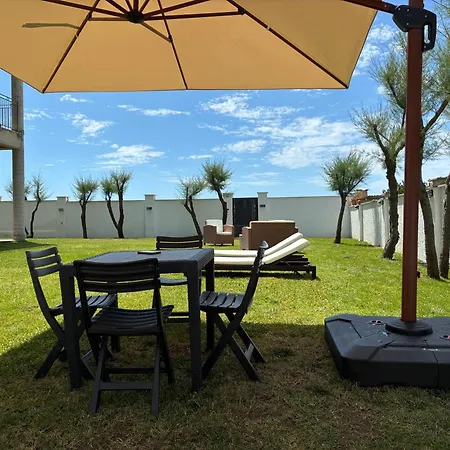 Casa Sul Mare Con Accesso Diretto In I